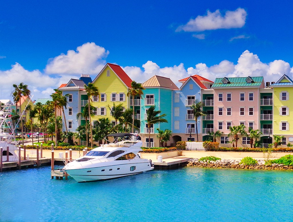 vibrant and colorful buildings in the bahamas 