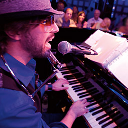 Piano Bar