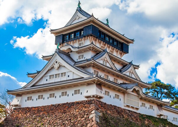 view of the kokura castle in fukuoka japan