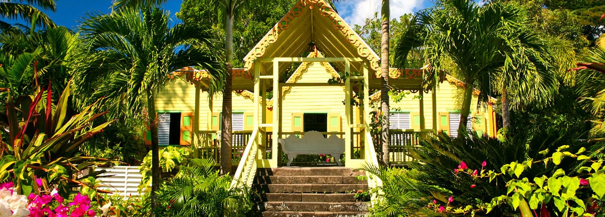 colorful caribbean homes in st kitts