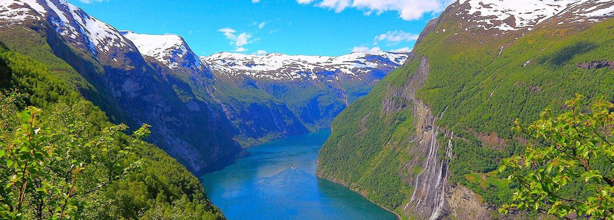 beautiful view of the geiranger fjord