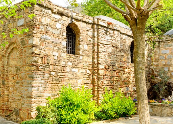 tour the house of virgin mary in izmir