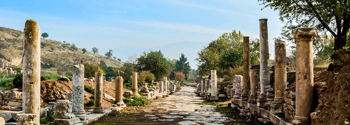 walk through historical sites in Kusadasi