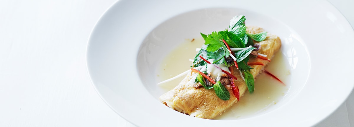 a crab omlette at luke's bar and grill