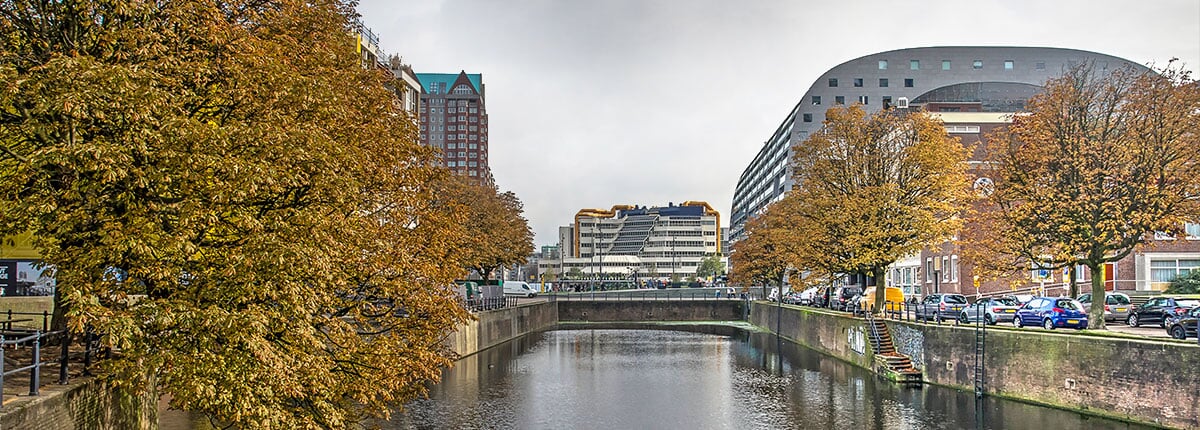 steigergracht canal in rotterdam