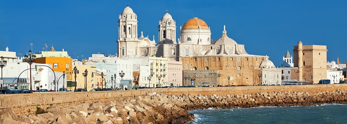 view of the cityscape and the paseo del sur in cadiz, spain