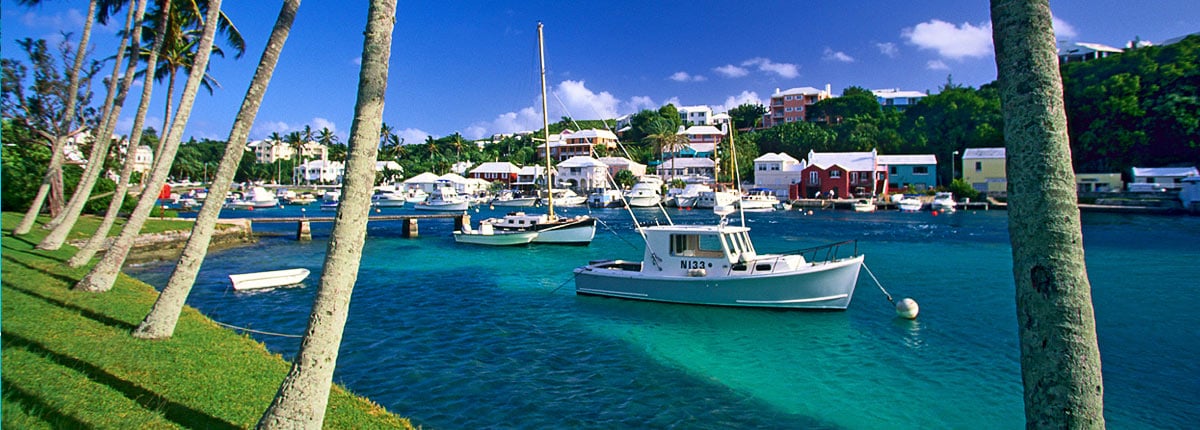 beautiful blue skies and water in bermuda
