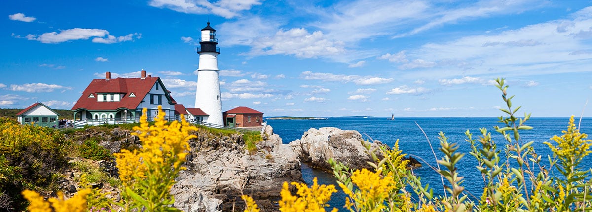 portland head lighthouse in cape elizabeth