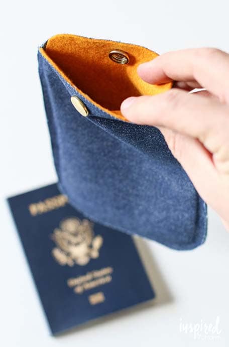 felt-passport-cover-676x1024