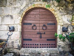 Old wooden door in Altos de Chavon