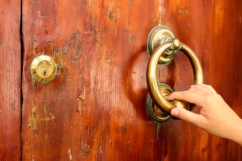 a door knocker on a home in malta