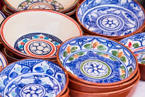 traditional portuguese terracotta pottery