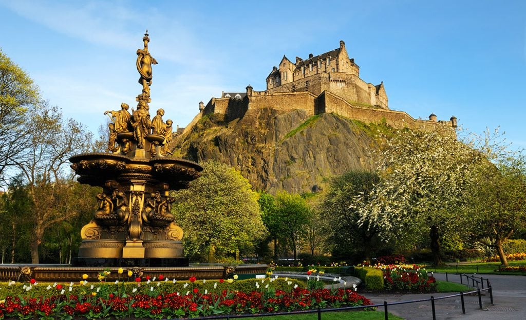 Castle overlooking the city of Edinburgh. 