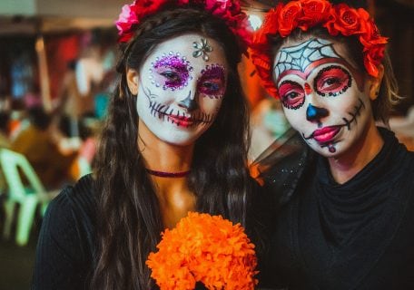 How to Catch Día De Los Muertos Celebrations