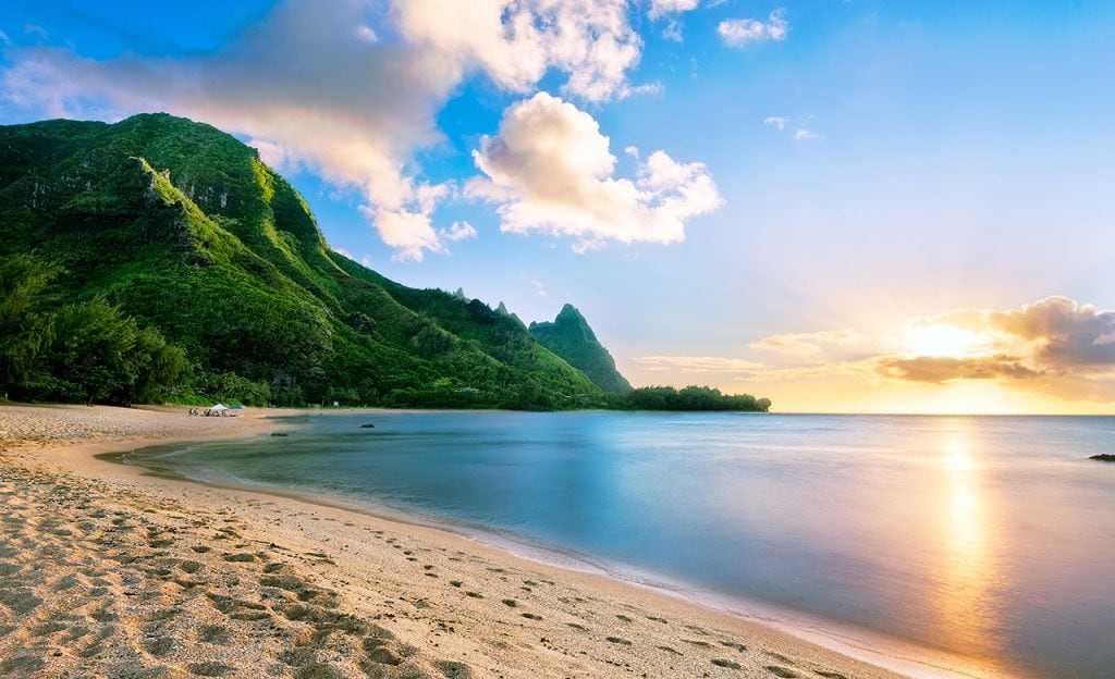 Sun setting on the beach in Hawaii 