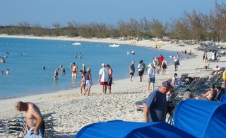 Clamshell Sunshade Rental (Includes 2 Chairs) - HMC Shore ...