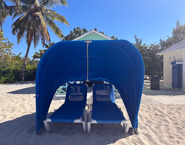 Beach Clamshell Rental for Two - Princess Cays, The Bahamas Shore ...