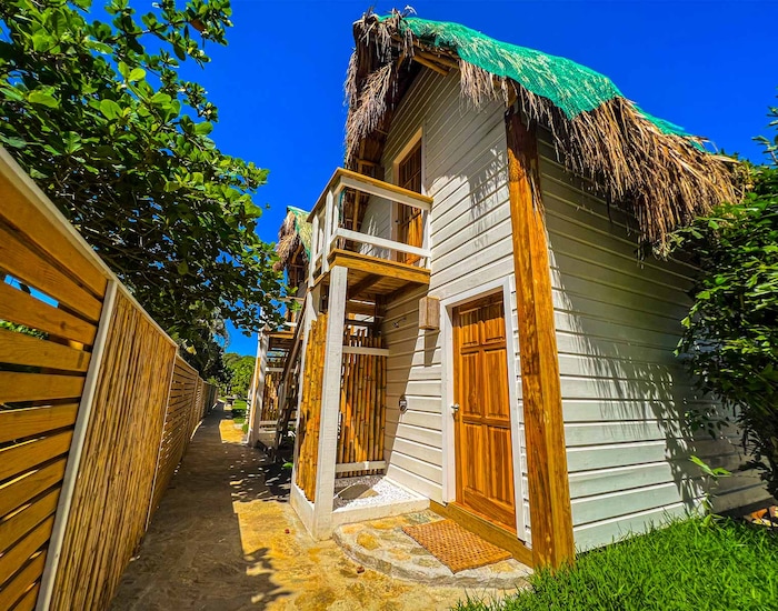 Beach Front All Inclusive Premium Villa - Isla Tropicale, Roatan Shore ...